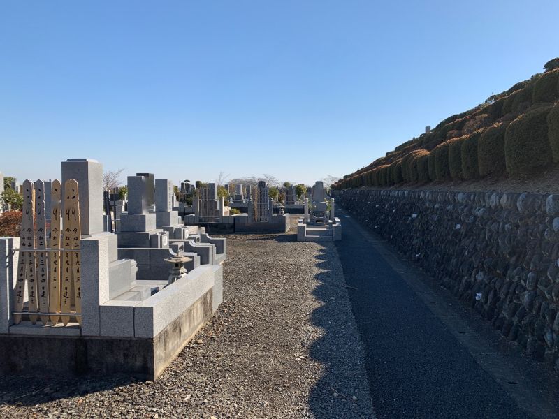 耕雲寺永代供養塔