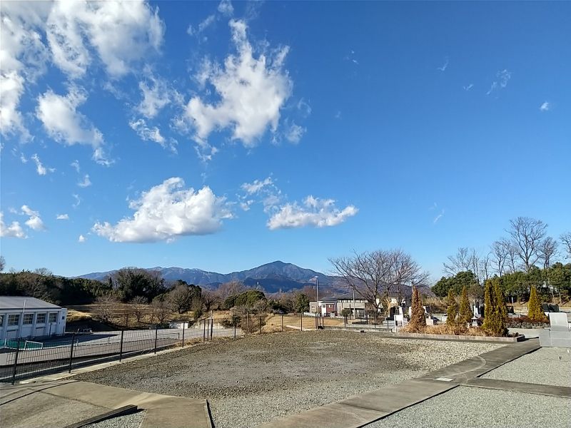 天王山墓園