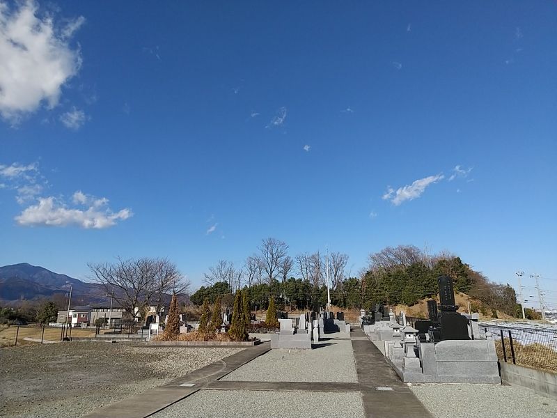 天王山墓園