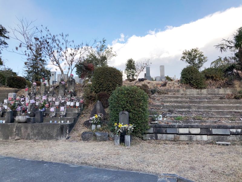 半田市営 北部墓地