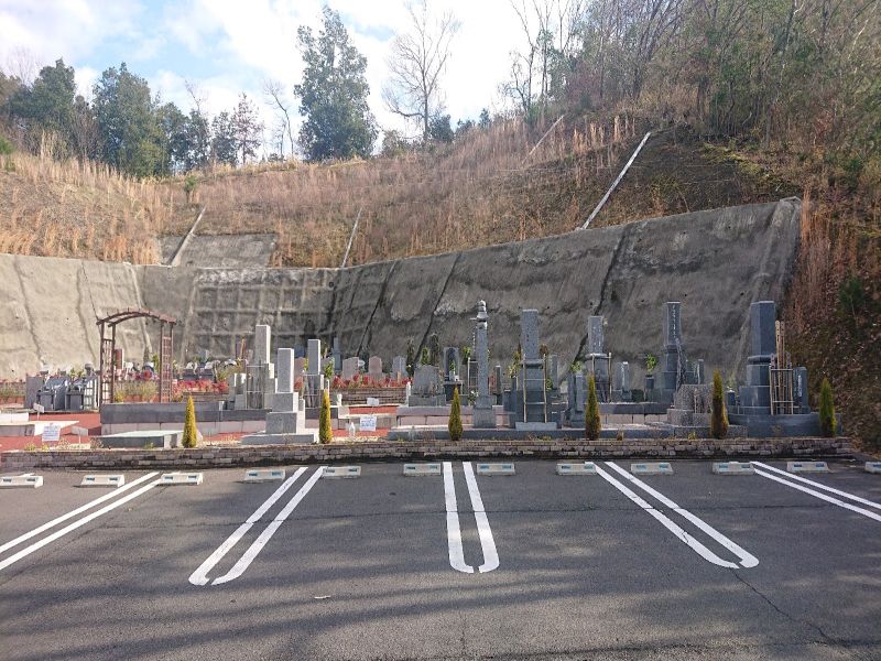 いずみ中央霊園