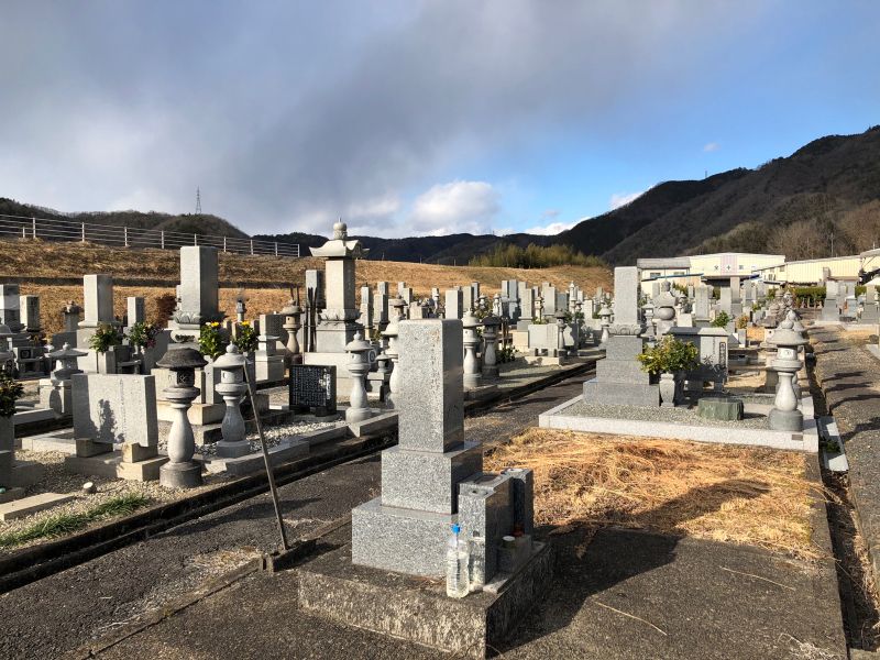 美咲町営 飯岡墓地公園