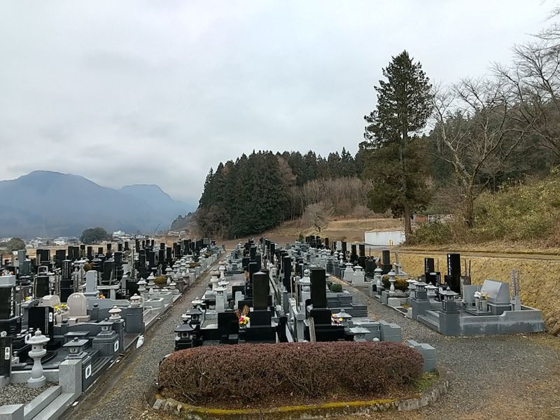 あがつま共同霊園