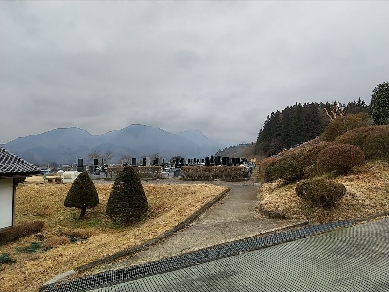 あがつま共同霊園