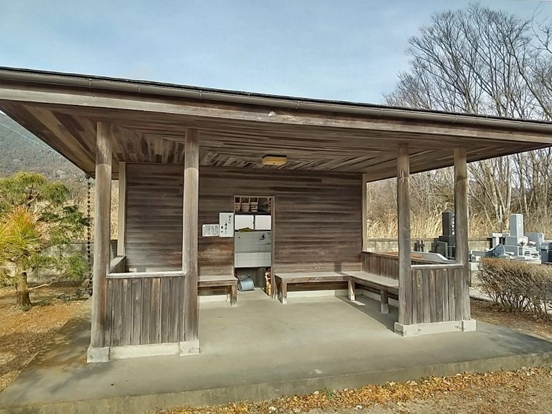 あづま共同霊園