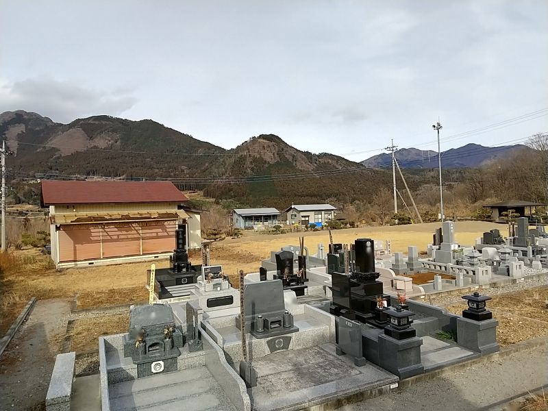 あづま共同霊園