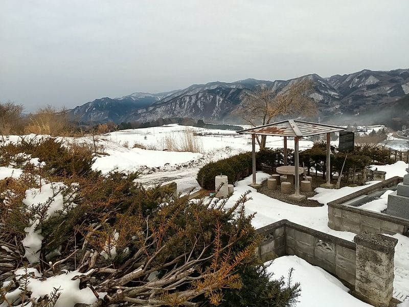 沼田市平川墓地