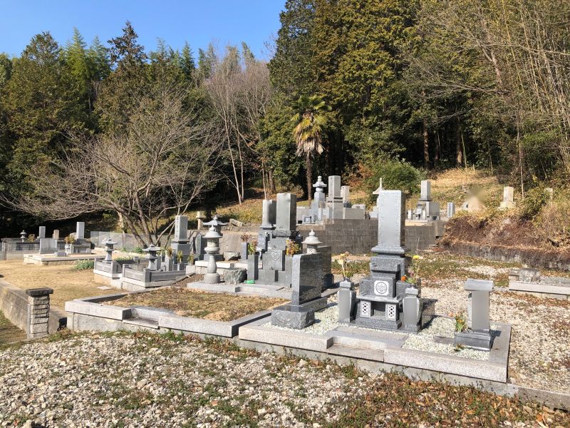 玉野市営 槌ケ原論田野山下墓地