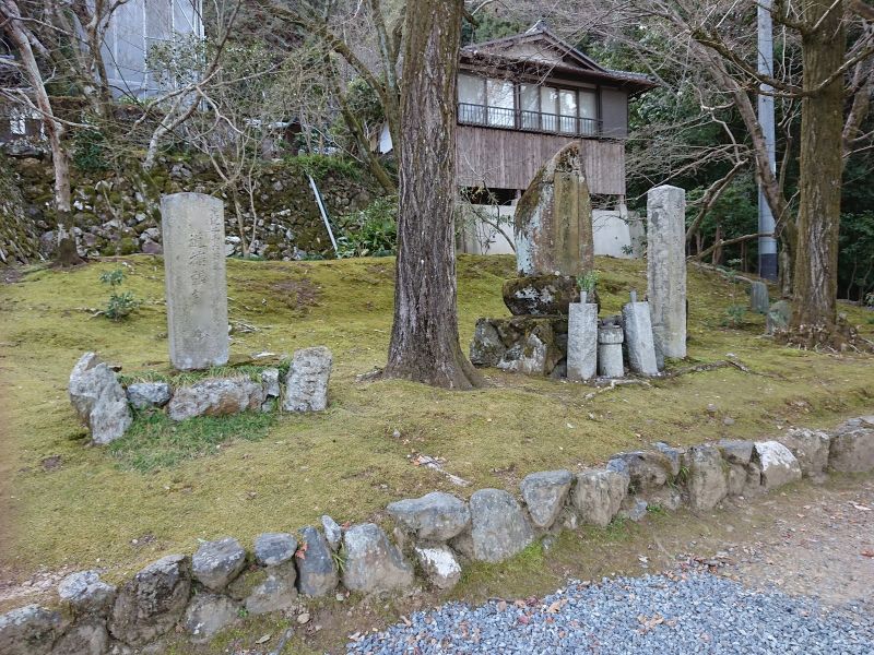 神遊山金地院 岩屋寺 納骨堂