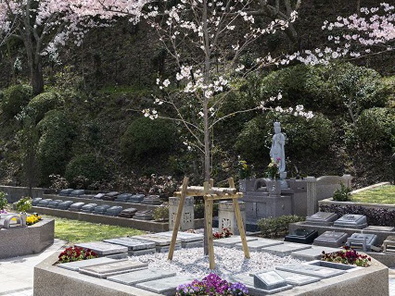 メモリアルパーク名東霊苑