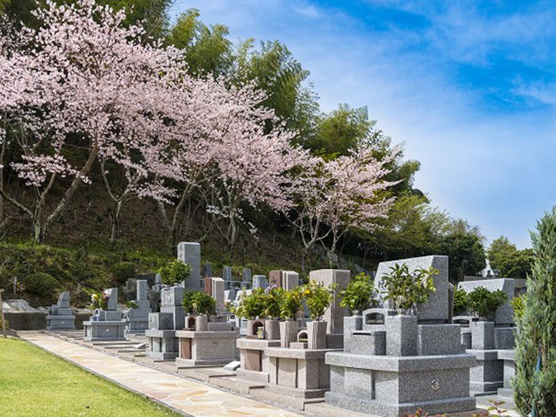 メモリアルパーク名東霊苑