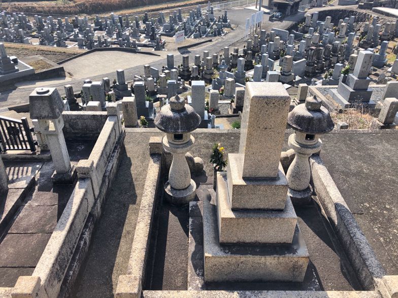 山田西共同墓地