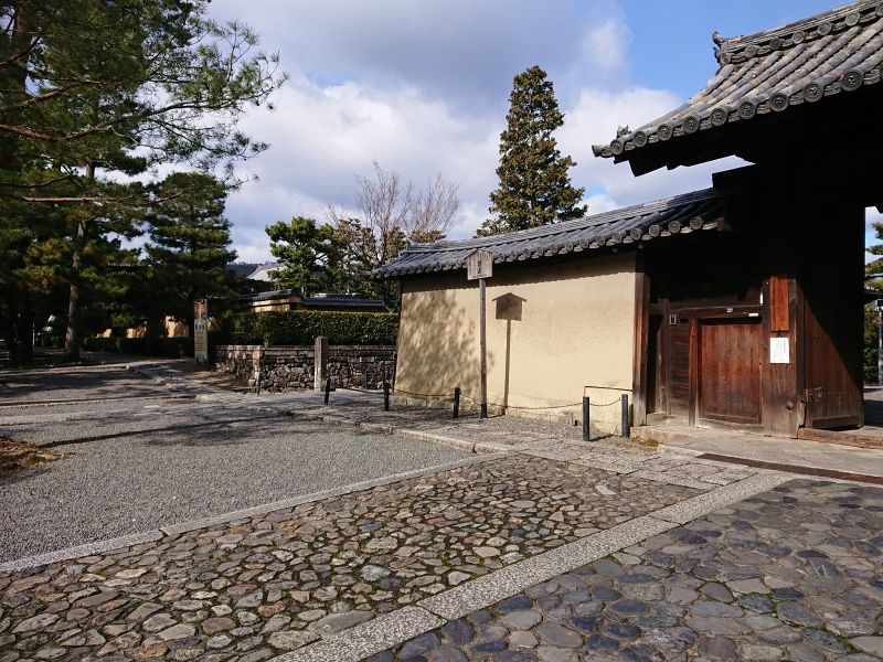 大徳寺塔頭総見院
