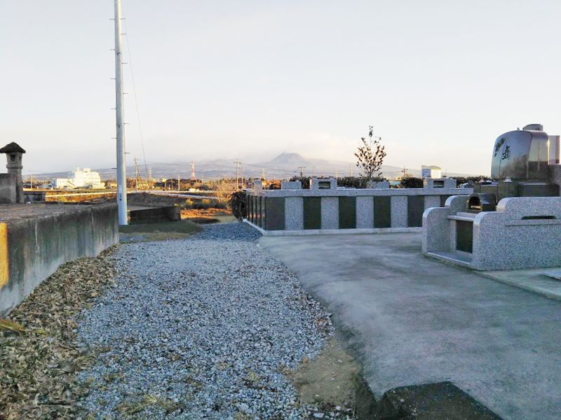 北原神明霊園