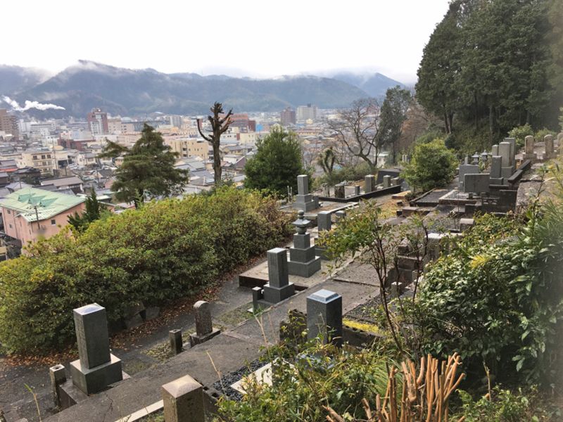 本行寺霊園