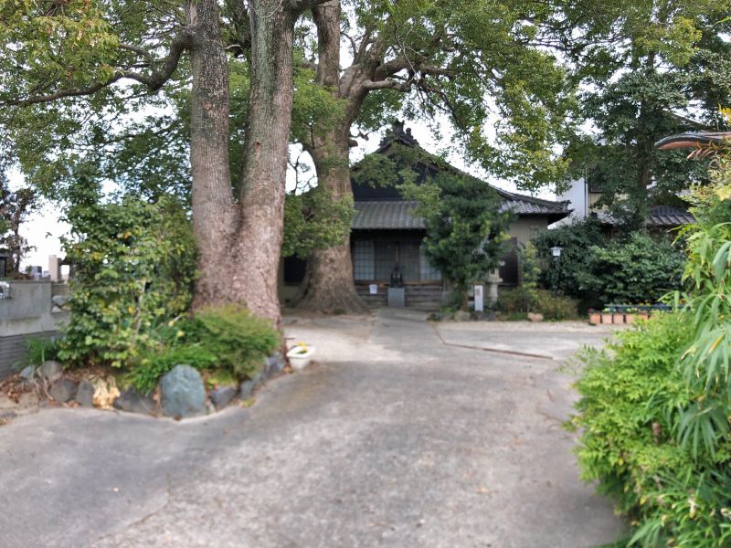 源空寺墓地