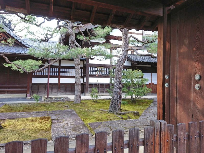 玉龍院