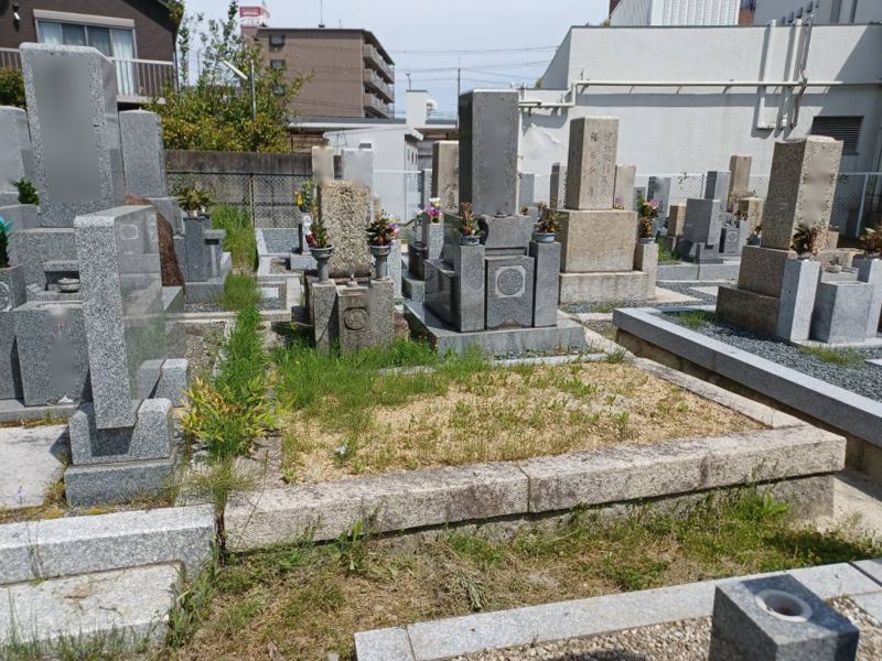 平池共同墓地