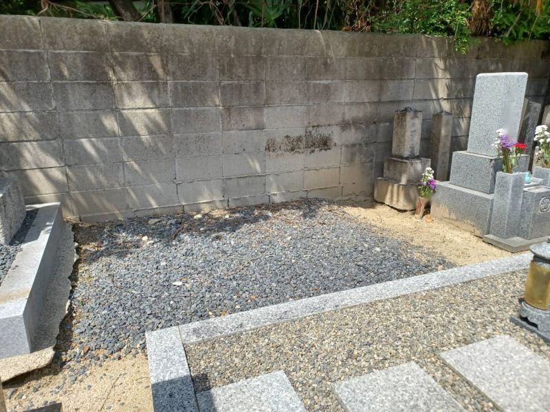 平池共同墓地