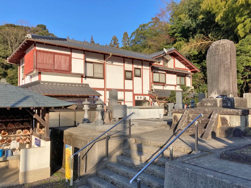 真宗寺墓地