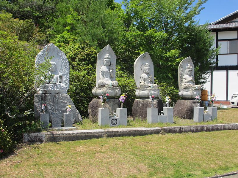南山やすらぎ霊園