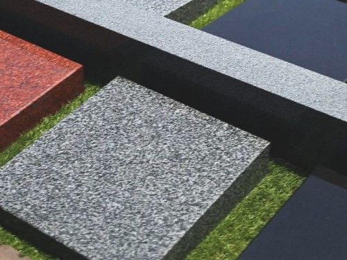 青葉めぐみの墓苑