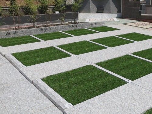 青葉めぐみの墓苑