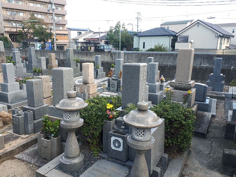 牛立墓地