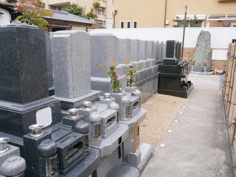 壽法寺墓地のお墓雰囲気