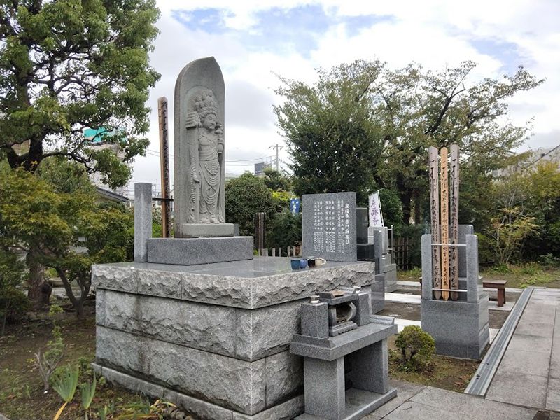 泉福寺 のうこつぼ