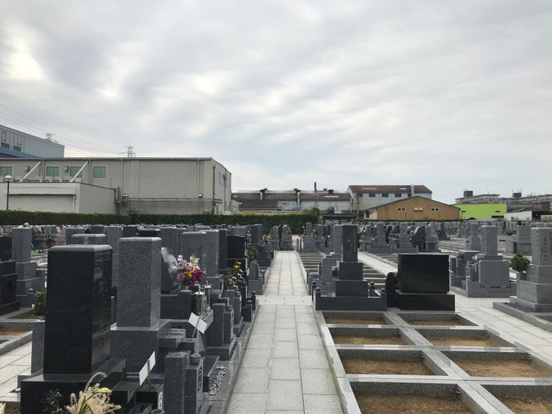 八尾普泉寺霊園(八尾市)の費用・交通アクセス・お墓の詳細情報 資料請求【ライフドット公式】 八尾普泉寺霊園(八尾市)の費用・交通アクセス・お墓の詳細情報 資料請求【ライフドット公式】