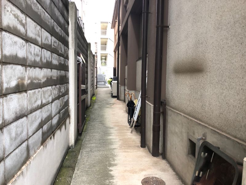 即応寺境内墓地