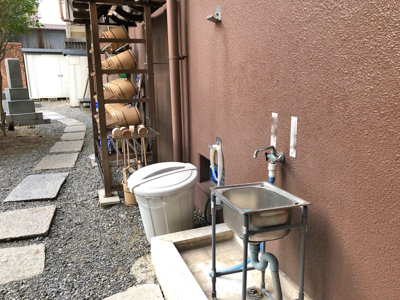 佛足寺墓苑