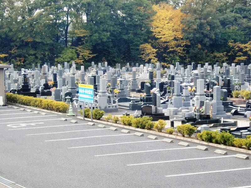 禅台霊苑の駐車場