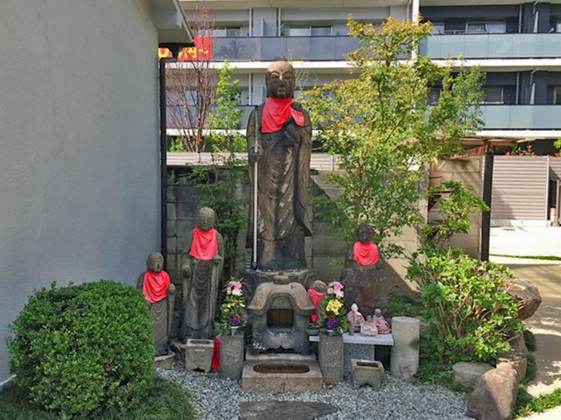 寳泉寺 永代合祀納骨廟「功徳苑」