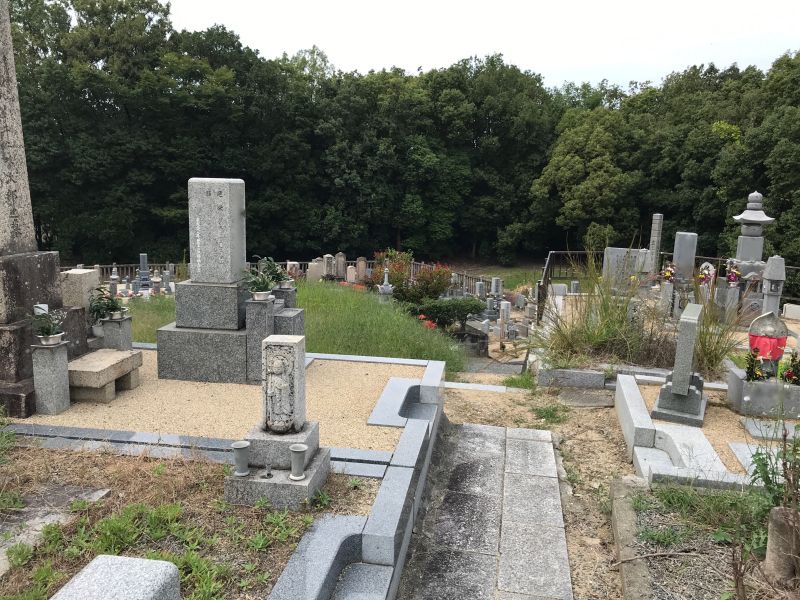 茶山台共同墓地（添尾共同墓地）