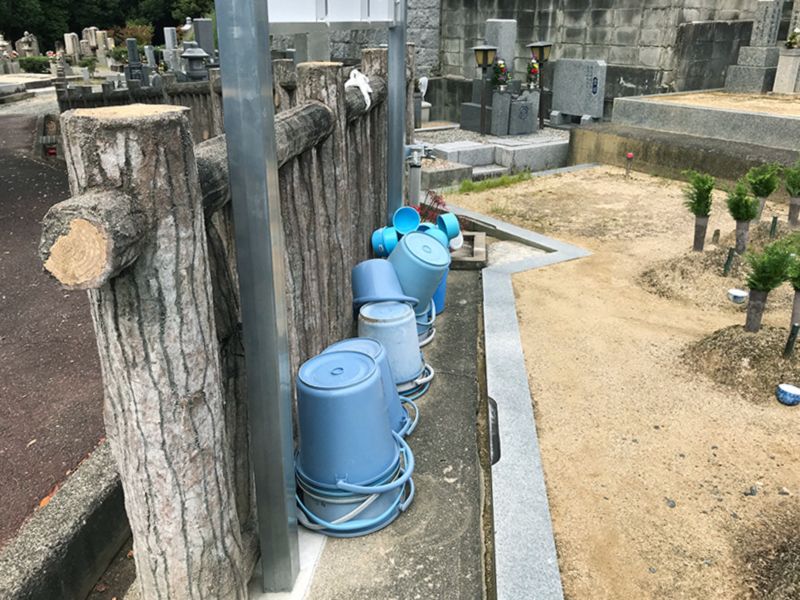 茶山台共同墓地（添尾共同墓地）