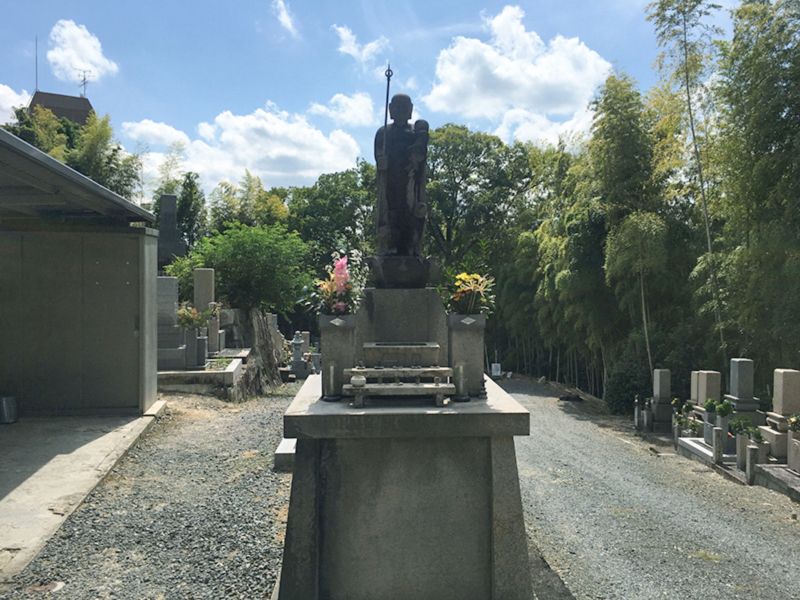 山田上共同墓地