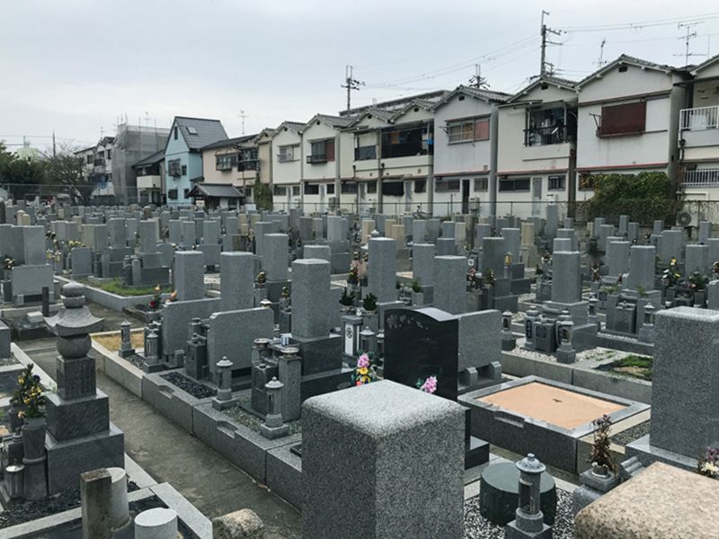 長吉六反・木の本・南木の本共同墓地