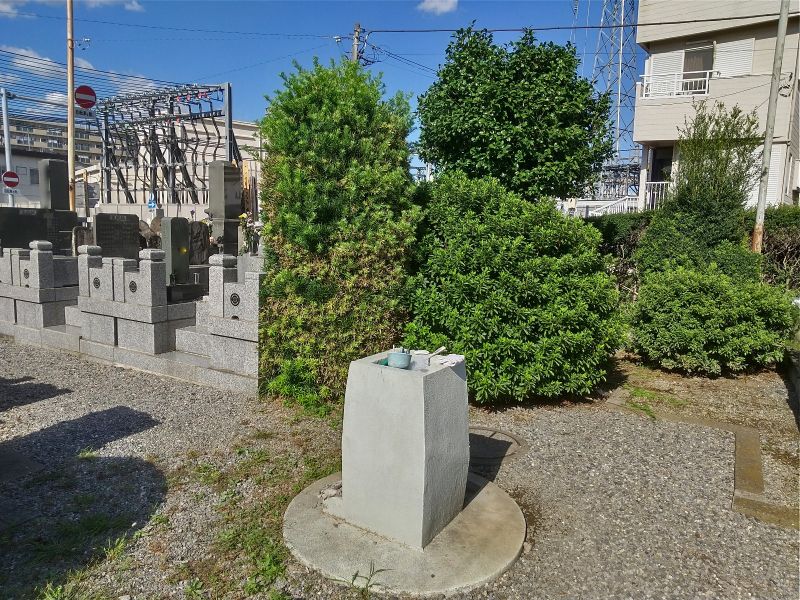 蕨市営 塚越霊園