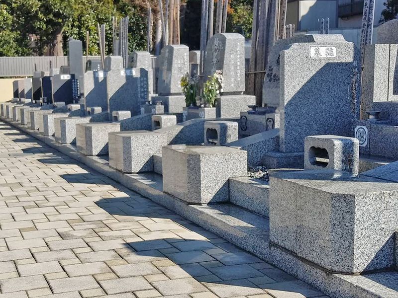 メモリーガーデン 彩の杜霊園