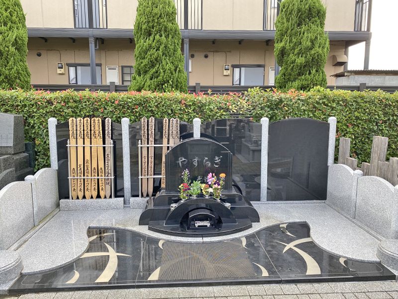 所沢霊源寺墓苑 やすらぎ永遠の碑