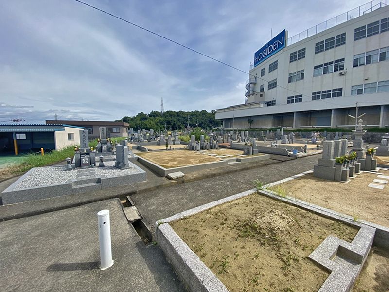 円明町墓地