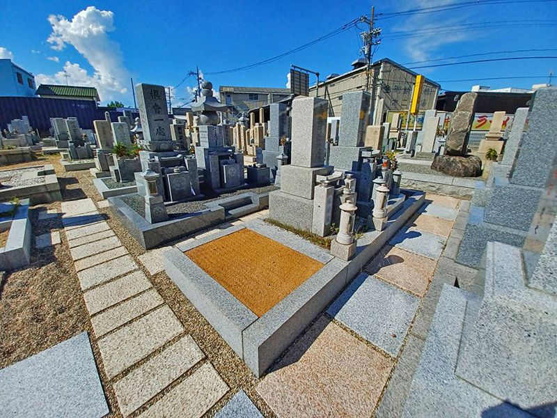 長田西河墓地