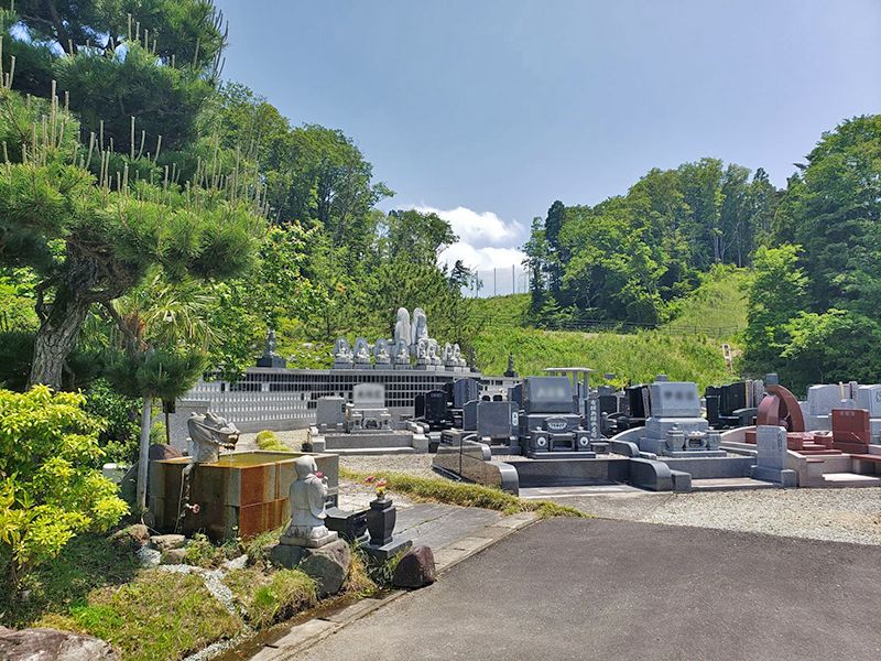 大師山 法楽寺 法楽の廟