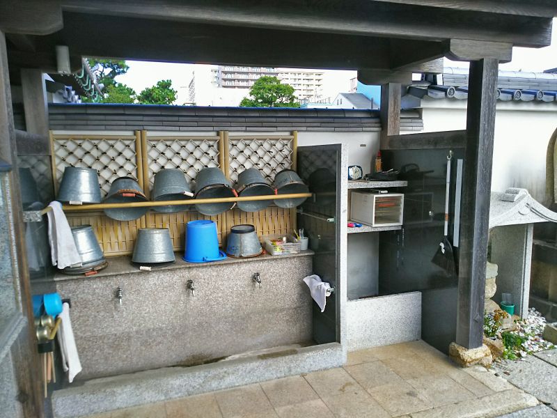 光明寺墓地