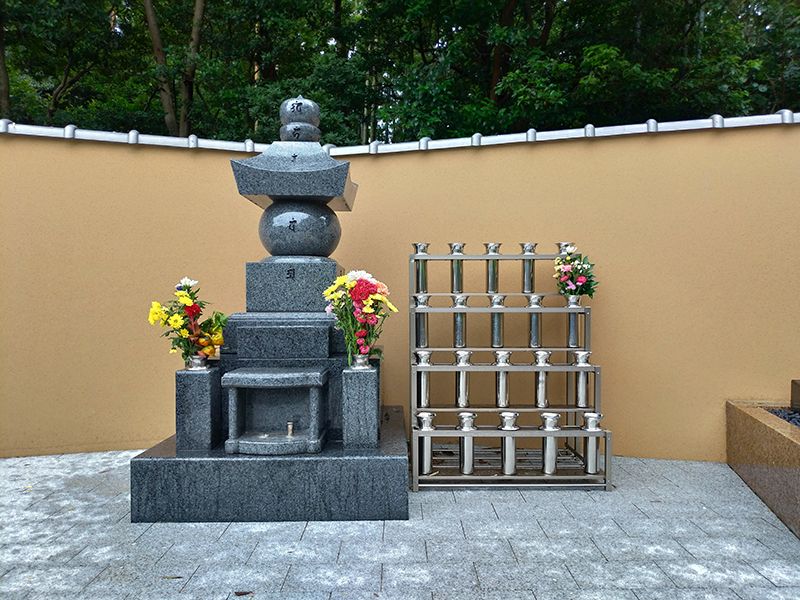 メモリアルローズガーデン善光寺加木屋別院