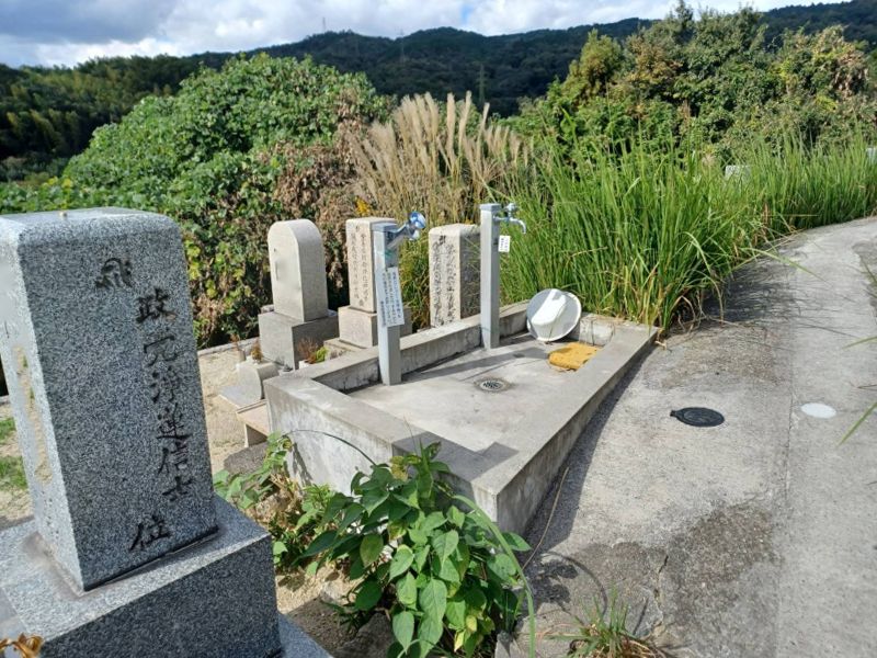 極楽寺墓地
