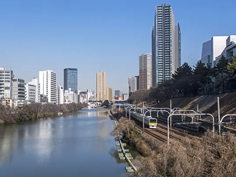 市ヶ谷坂の上堂内廟
