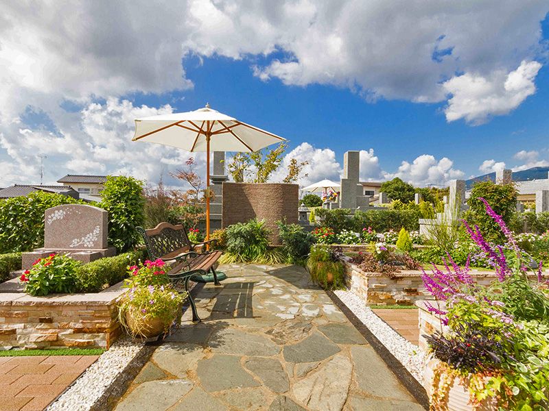 癒される、壁泉を流れる水音